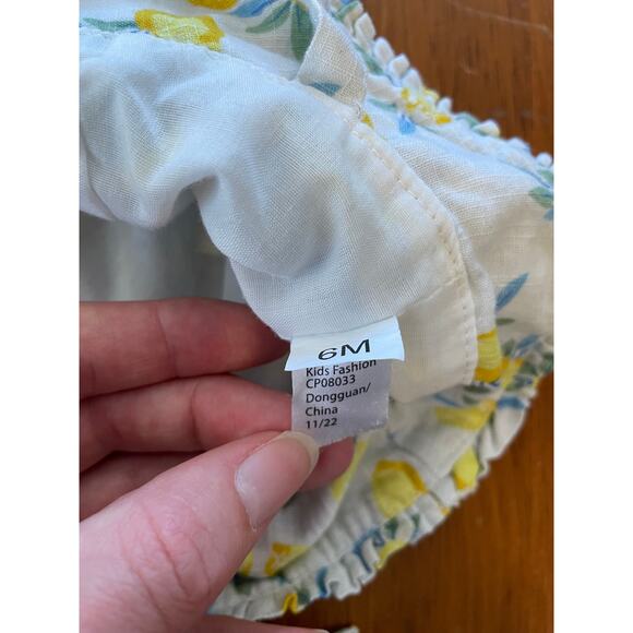 Cynthia Rowley 3-6 Month One Piece Set Hat Covered Buttons Yellow Lemon Bubble - Picture 6 of 13